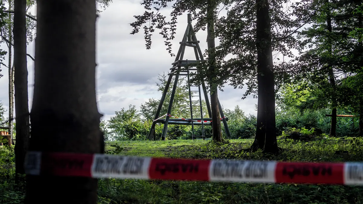 Zřícená vyhlídka na Děčínsku vyrostla jen na dobré