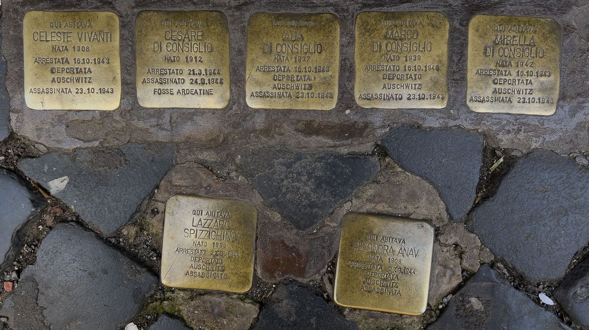 V Římě někdo poničil památník Židů deportovaných do vyhlazovacích táborů