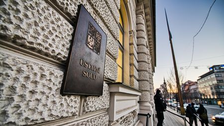 S ojetinou nenajezdil ani dva tisíce kilometrů. Ústavní soud se zastal autobazaru