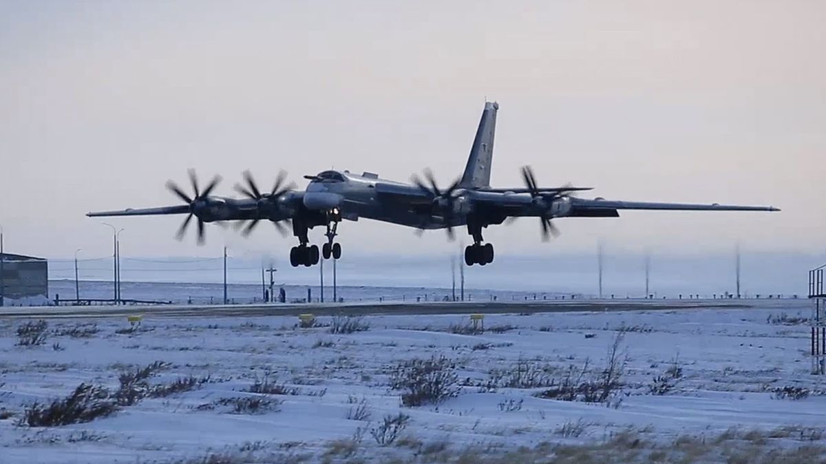 Rusové větrají strategické bombardéry schopné nést jaderné zbraně