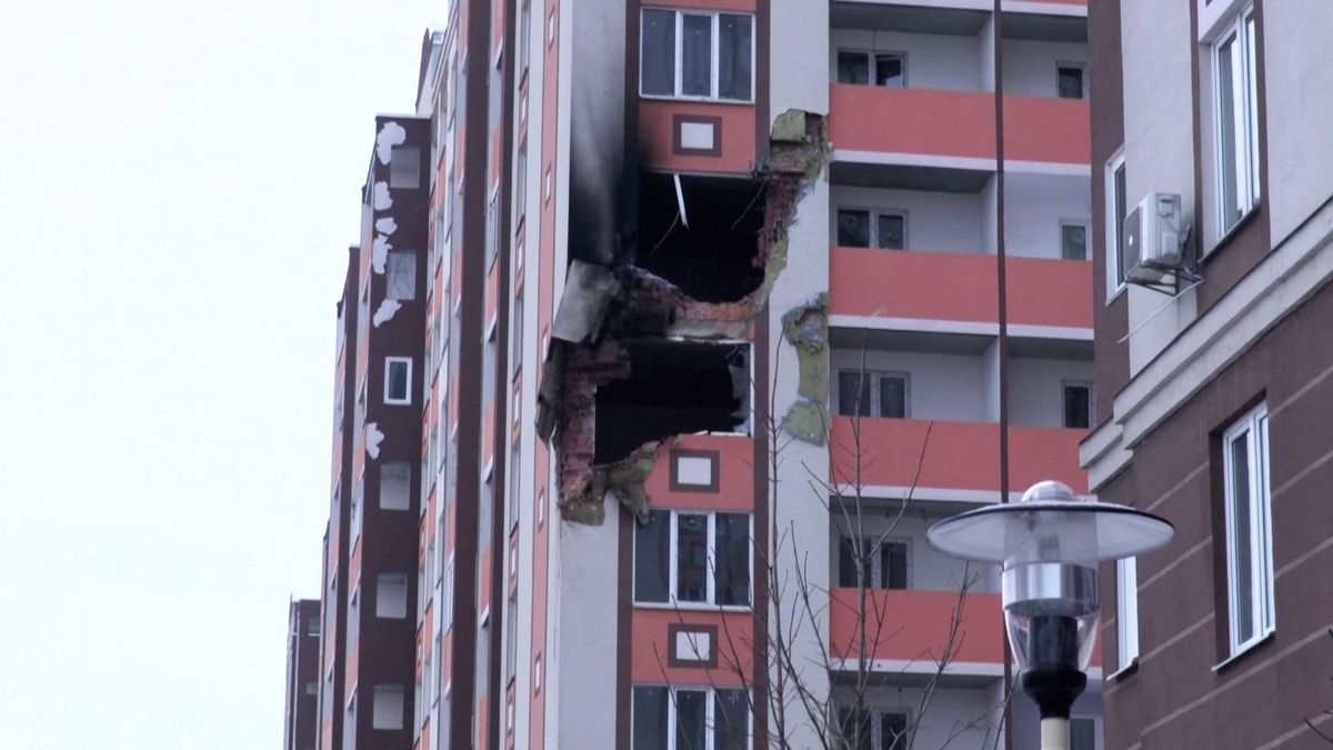 Ukrajina hlásí po ruských raketových útocích oběti v Charkově i Kyjevě