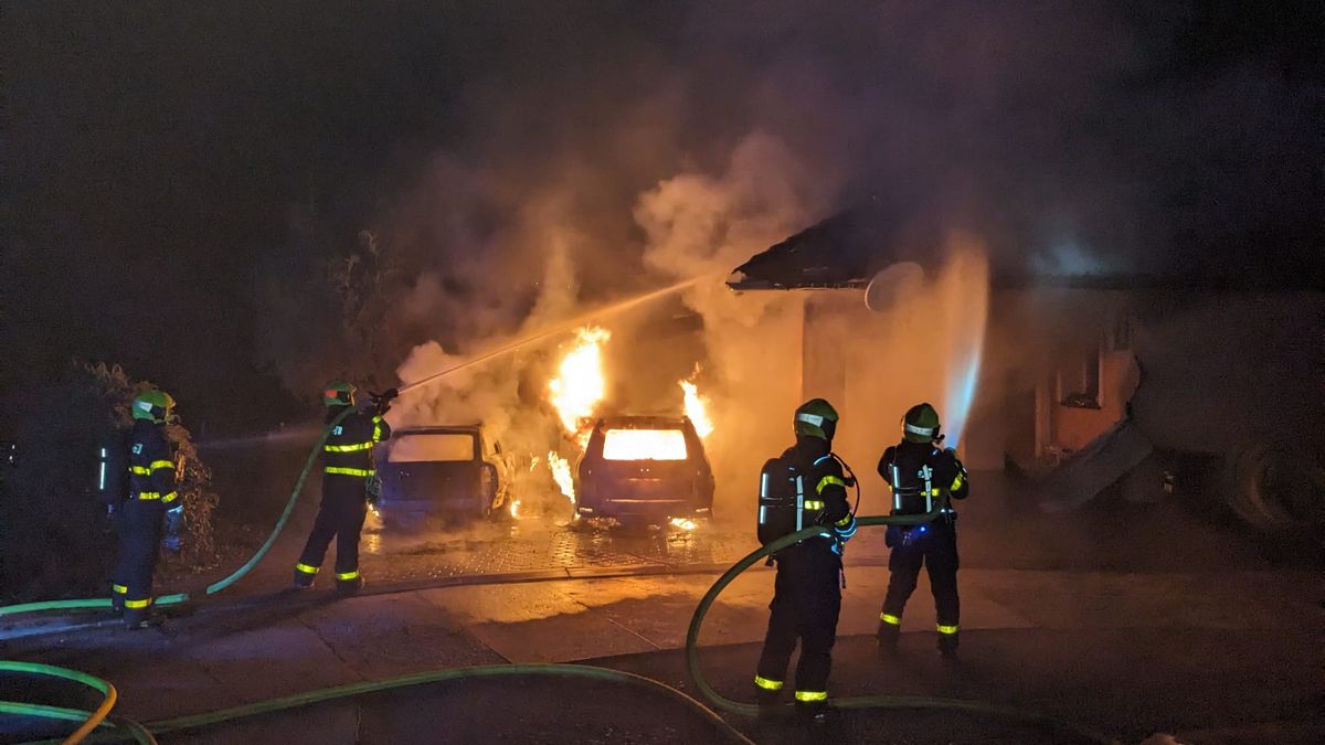 Muž zapálil dům úřednici OSPOD. Zřejmě se mstil za odebrání dětí