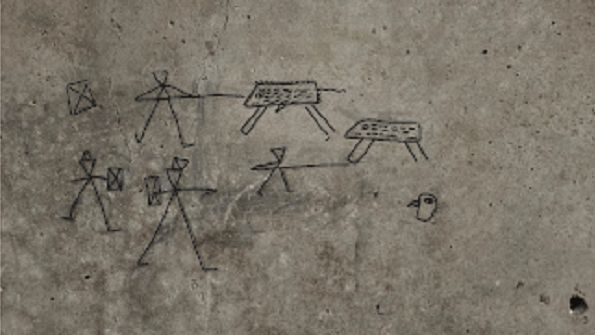 Archeologové objevili v Pompejích dětské kresby s gladiátory a lovem divočáka