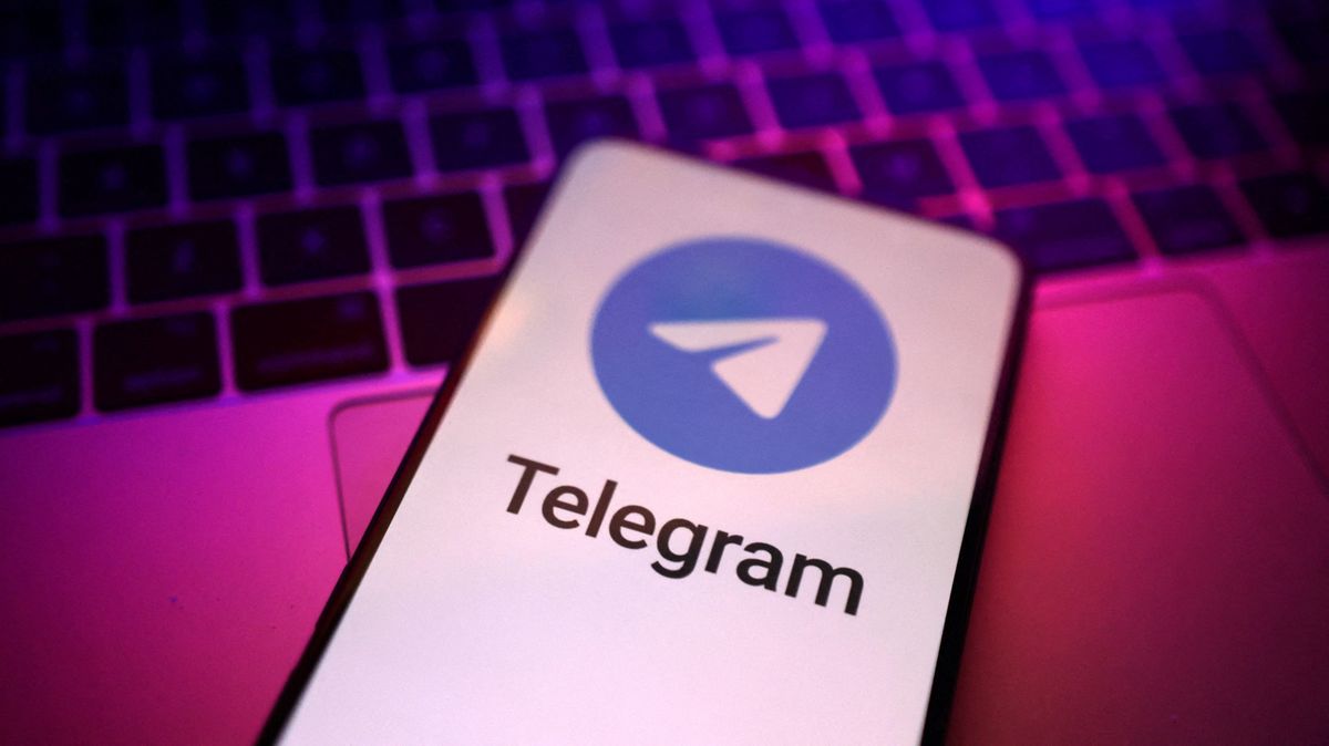Umělá inteligence Elona Muska zamíří na Telegram
