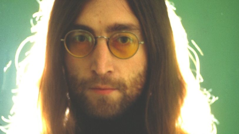Zpěvák, vizionář a rebel John Lennon se narodil před 80 lety