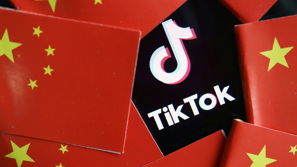 Evropská komise zakázala TikTok na oficiálních zařízeních