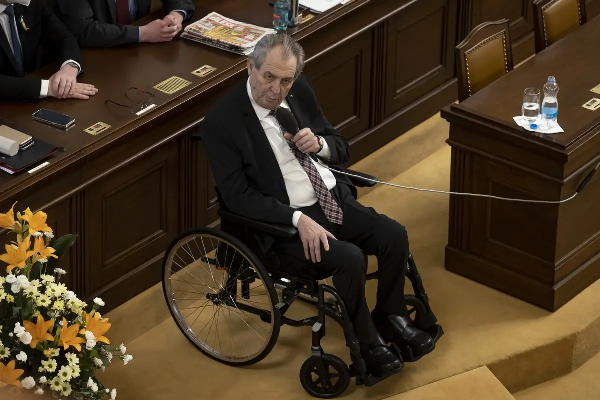 ON-LINE: Stanjura k Zemanovu návrhu: To bychom museli každému zvýšit daň o 30 tisíc - Novinky.cz