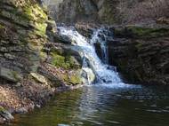 Vodopád pod hrází