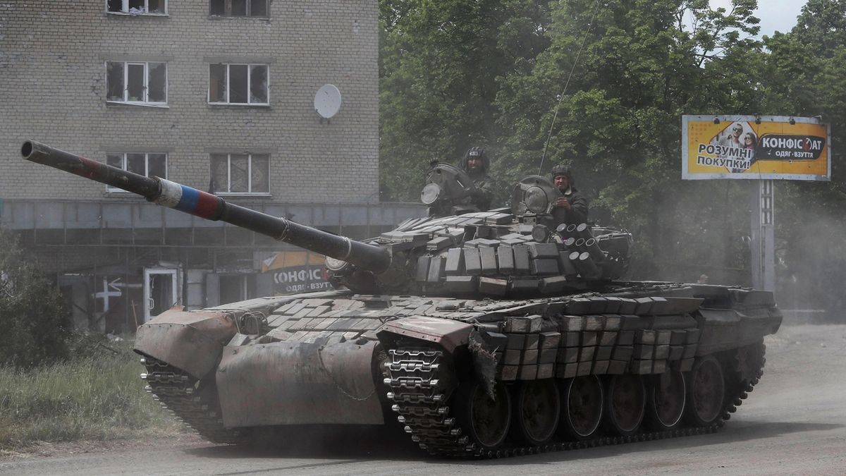 Tank proruských separatistů v Popasné 