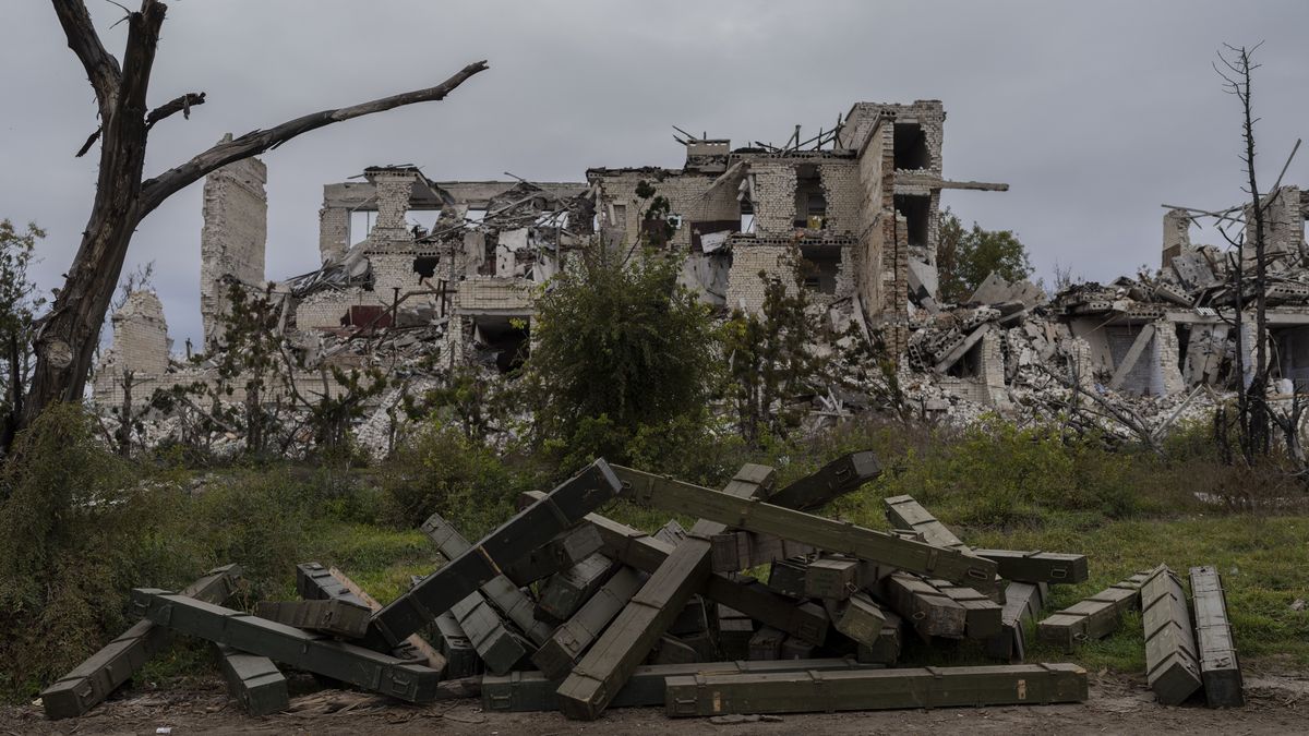 Cherson terčem ruského ostřelování. Ukrajina plánuje jeho evakuaci