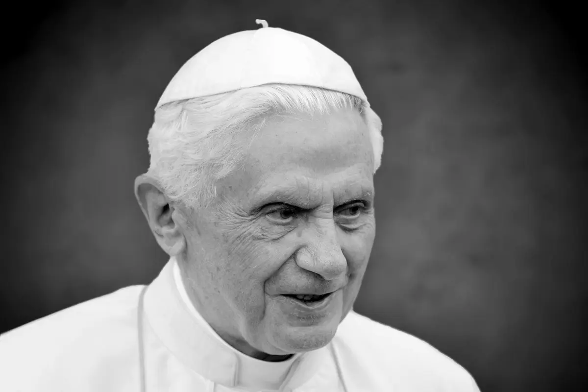Emeritní papež Benedikt XVI., občanským jménem Joseph Ratzinger