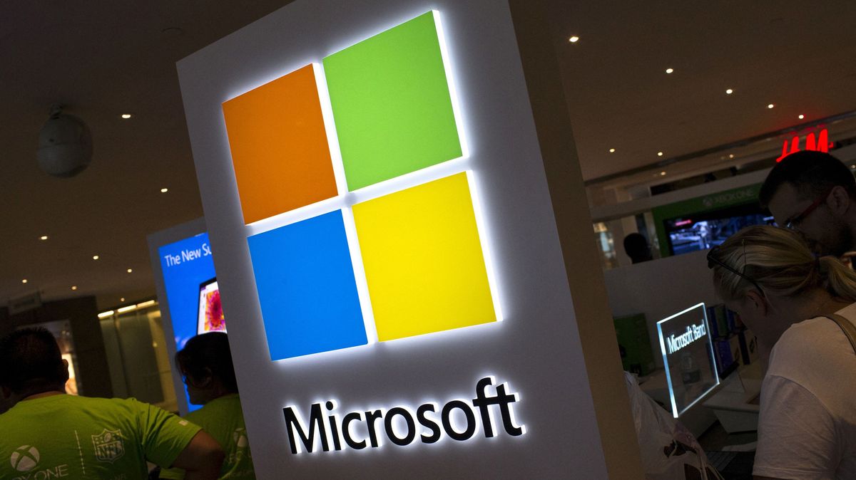 Microsoft propustí 10 tisíc zaměstnanců