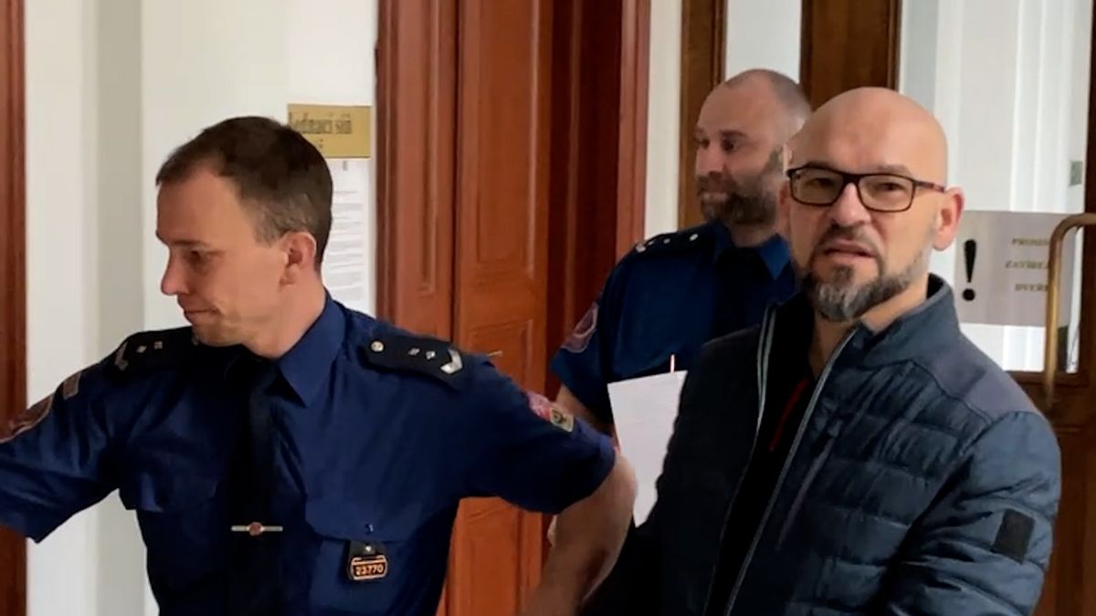 Soud posvětil vydání Poláka hledaného za prodej marihuany. Po 17 letech byl zatčen v ČR
