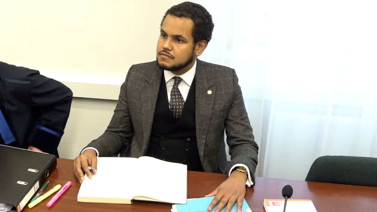 Soud s Ferim spěje do finále