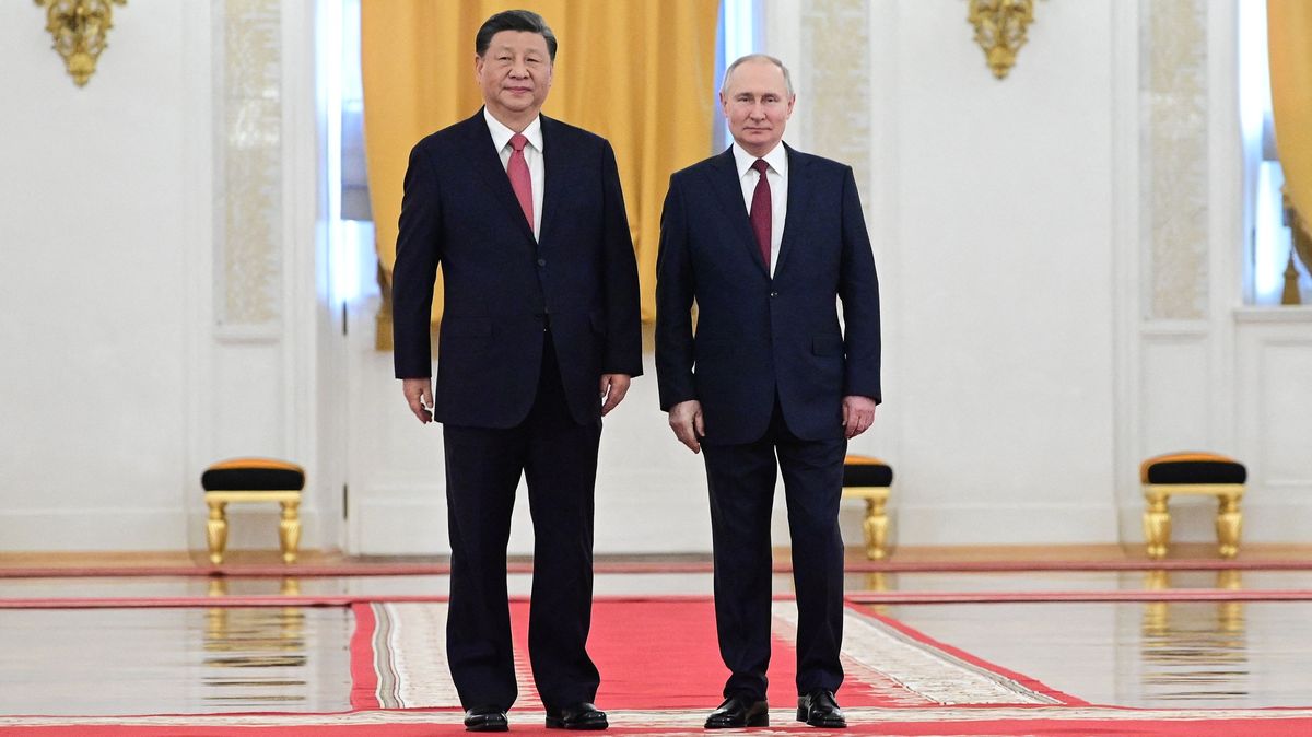 Putin Si Ťin-pchingovi: Válka na Ukrajině potrvá nejméně pět let