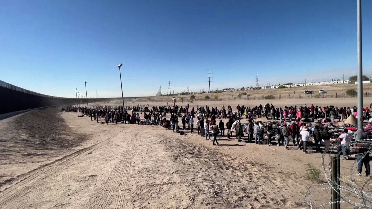 Koronavirové restrikce v USA po třech letech končí, u hranic se shromažďují migranti