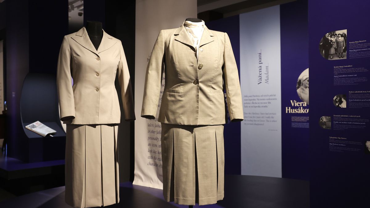 FOTO: První dámy - móda a styl. Expozice představuje šatník i životy žen prezidentů