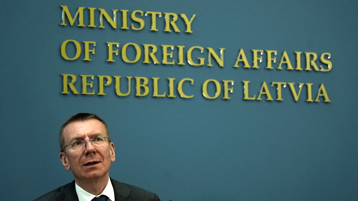 Lotyšský parlament zvolil prezidentem ministra zahraničí Rinkévičse