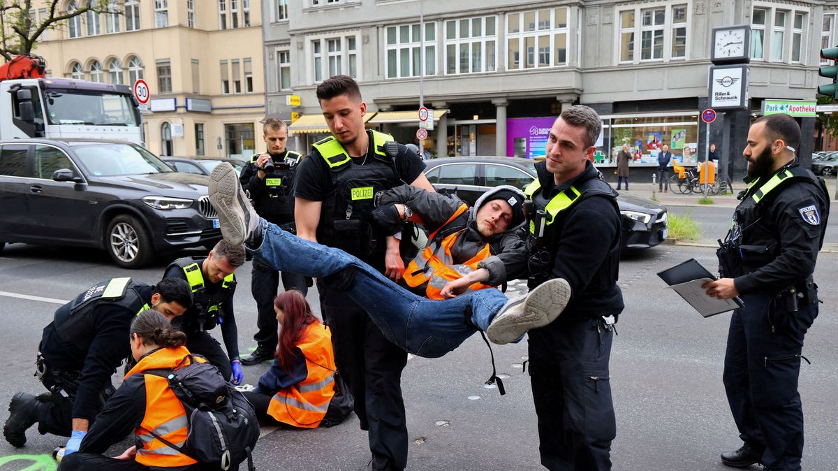 Klimatičtí extremisté už prorůstají i německou policií