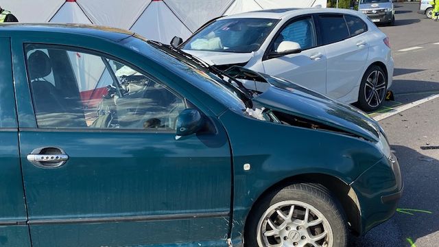 Řidič na Znojemsku nedal přednost autu na hlavní, které řídila opilá žena. Na místě zemřel