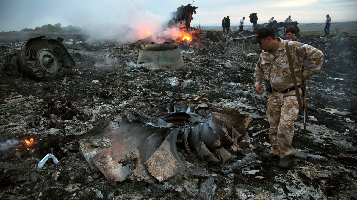 Devět let od sestřelení letu MH17 nad Ukrajinou. Doživotně odsouzení zločinci včetně Girkina stále unikají spravedlnosti