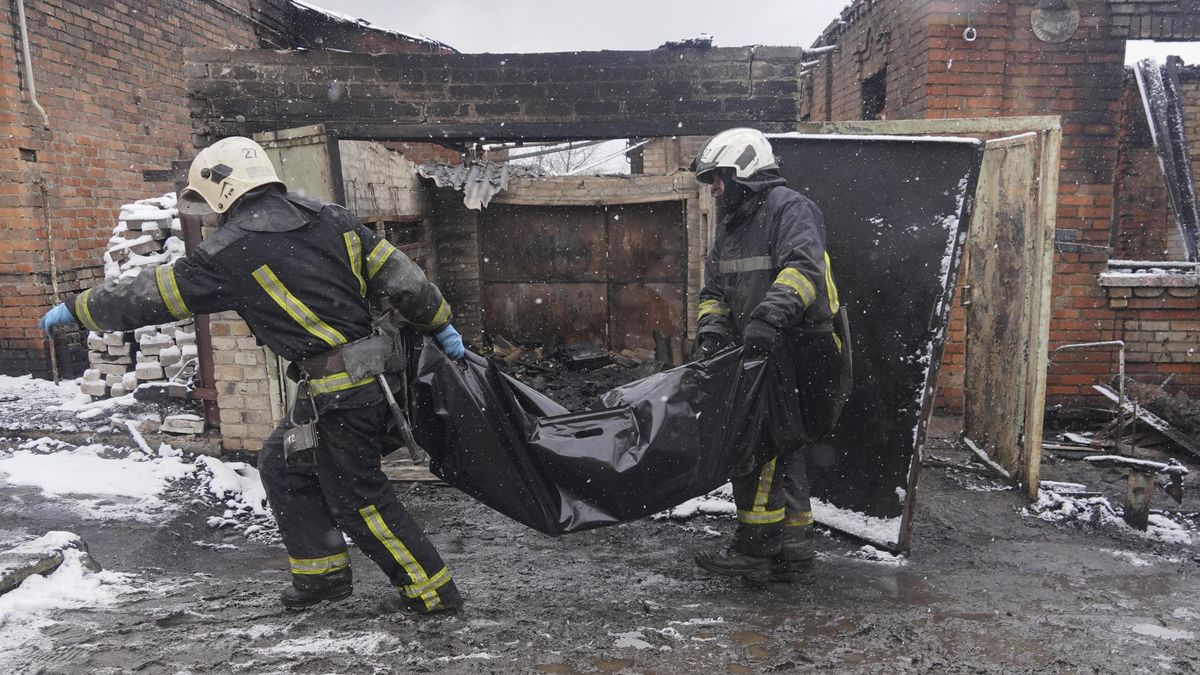 Máma, táta i tři děti. Při ruském útoku na Charkov uhořela celá rodina