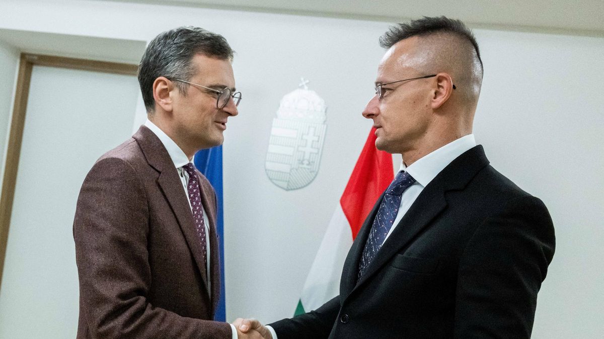 Evropští diplomaté řeší záložní plán, jak obejít maďarské veto unijní pomoci pro Ukrajinu