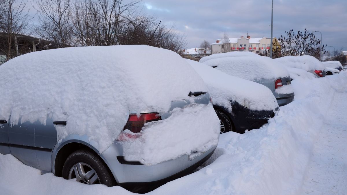 KVÍZ: Poznáte, jaké auto se skrývá pod sněhem?