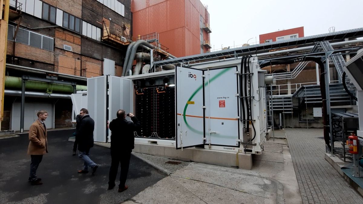 Největší baterie Česka zajistí elektřinu na den pro 1300 domácností