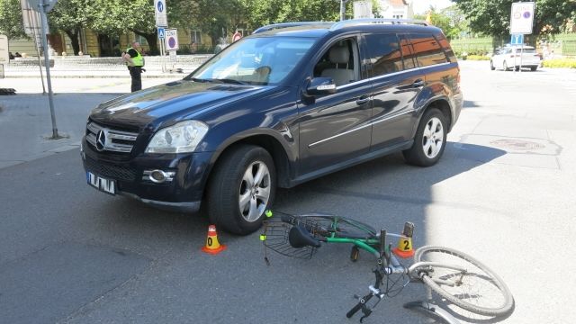 Řidička v Prostějově srazila cyklistku, ta byla pod vlivem alkoholu
