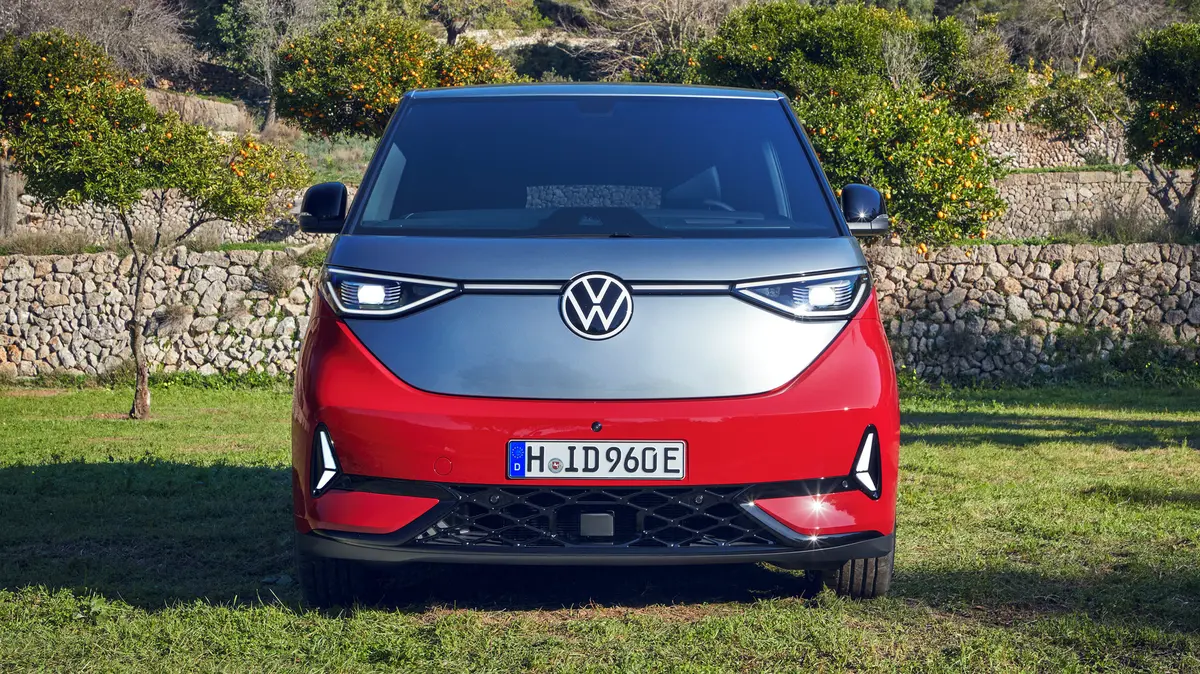 Volkswagen svolává do servisů elektromobily kvůli vadným bateriím