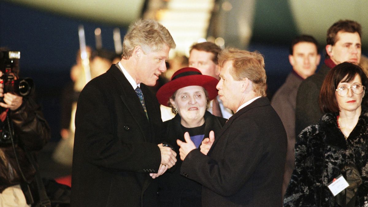 Vstup do NATO: Jak Václav Havel otevřel prezidentu Clintonovi oči