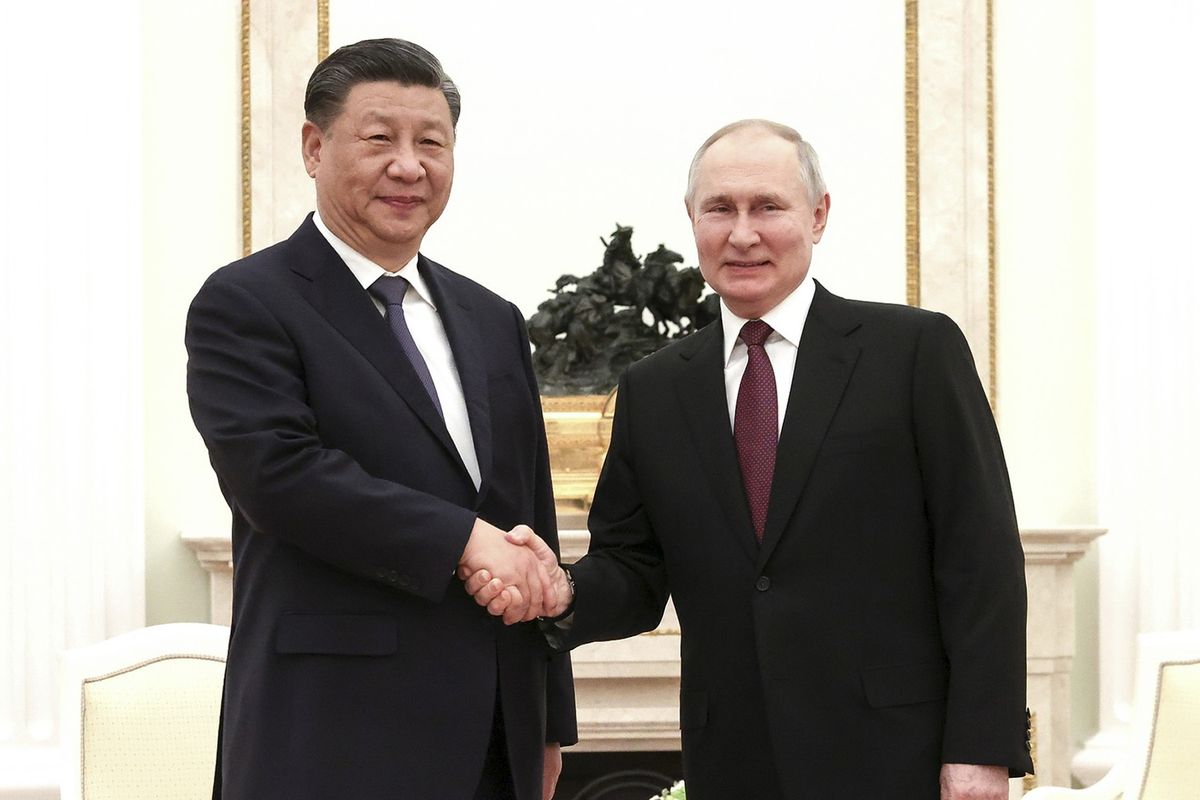 Putin míří do Číny