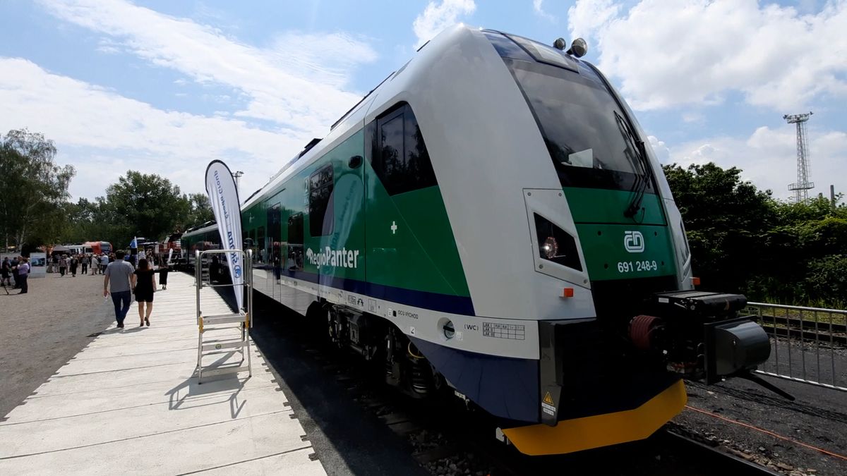 V Ostravě je k vidění první český vlak na baterky