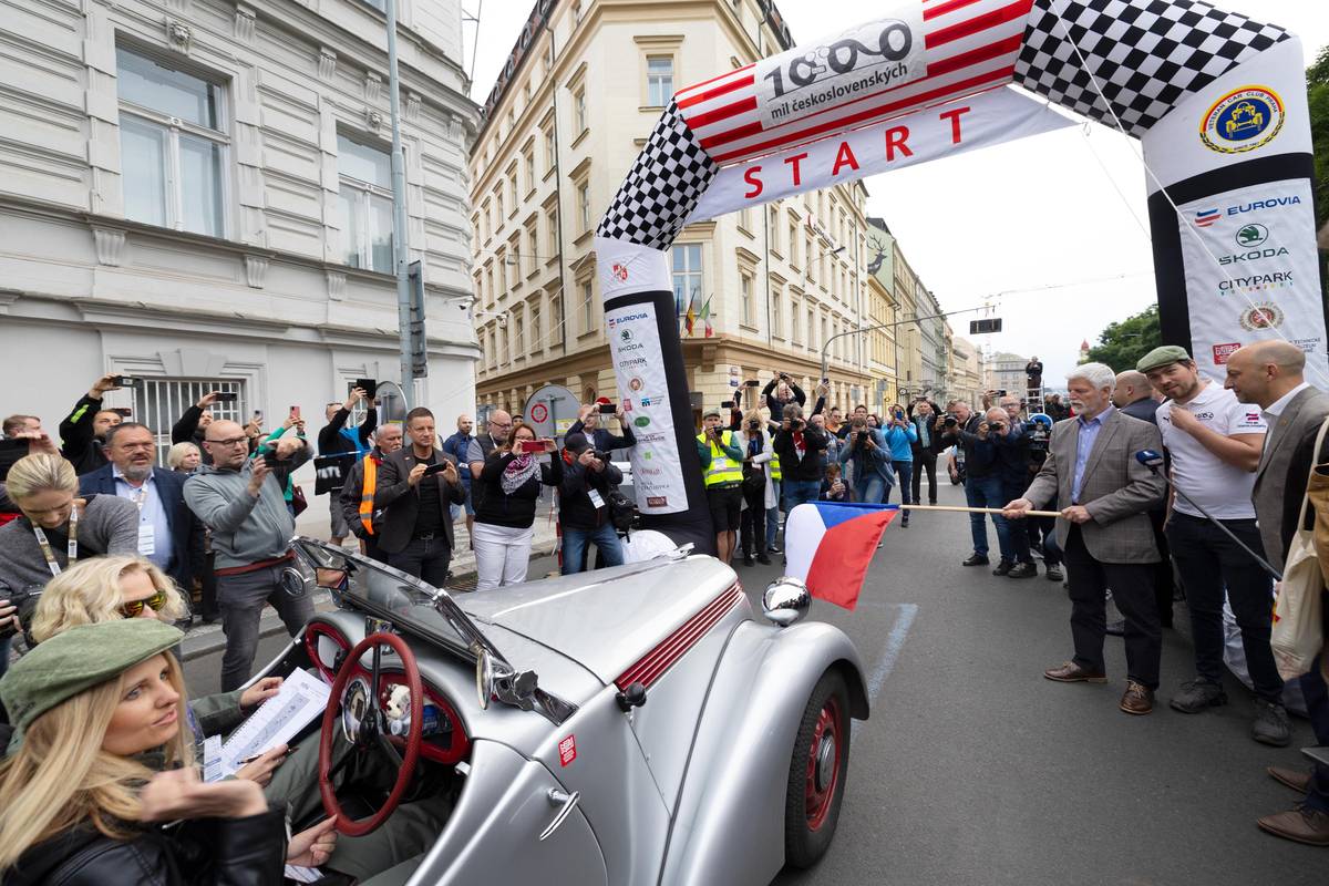 Start 1000 mil československých odmával prezident Petr Pavel