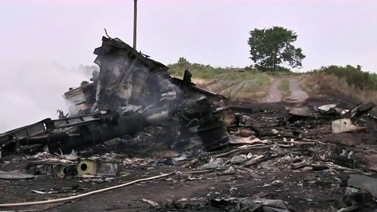 Před deseti lety proruští separatisté sestřelili let MH17 nad Ukrajinou