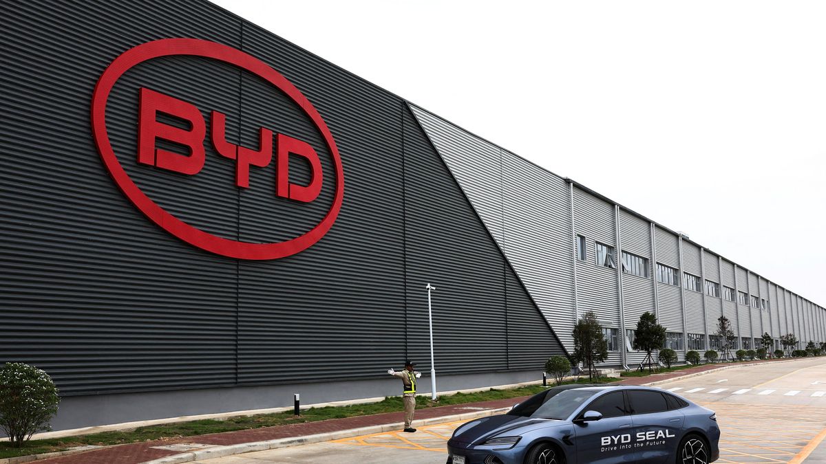 Čínský BYD postaví v Turecku továrnu za miliardu dolarů