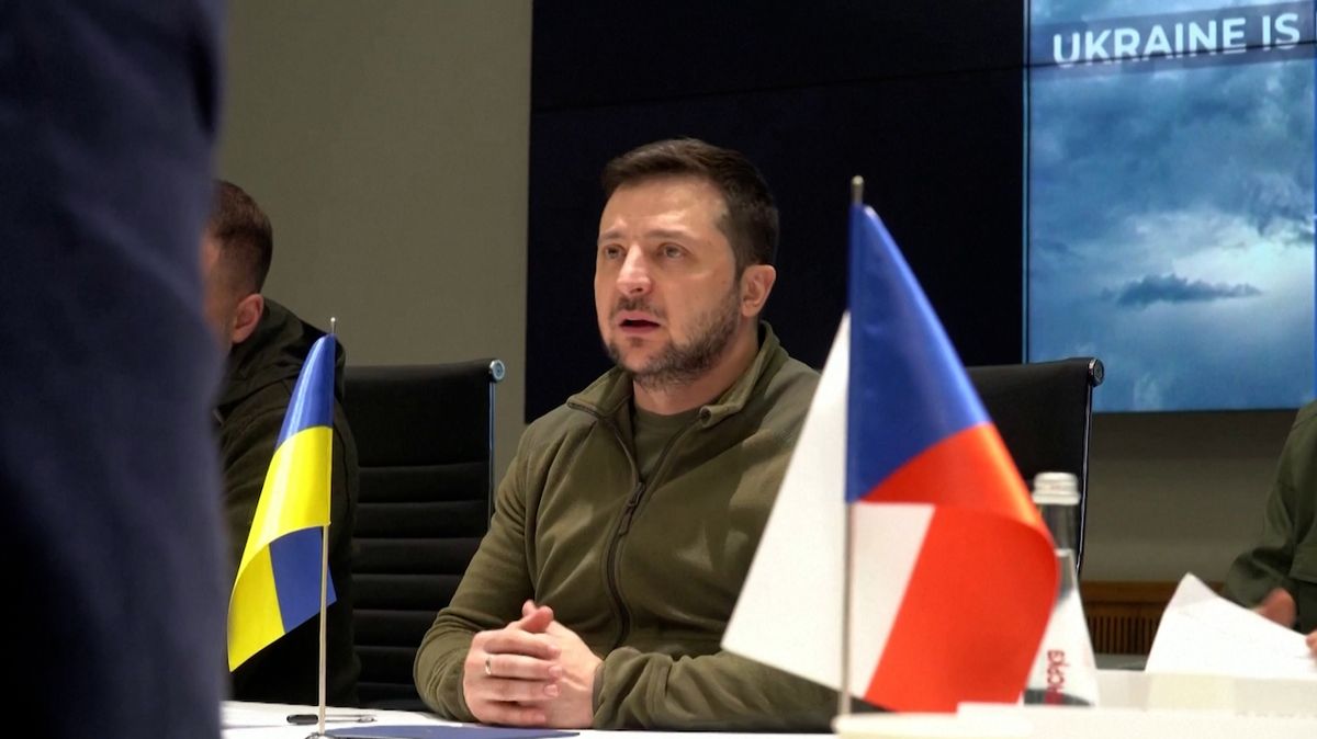 Zelenskyj poděkoval Fialovi za podporu kandidatury Ukrajiny do EU