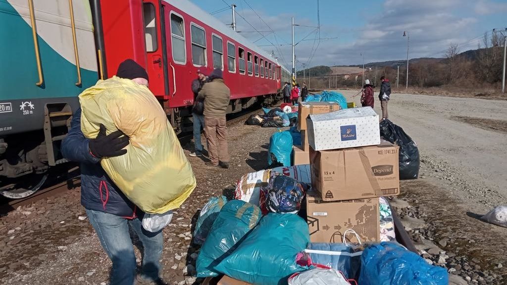 Administrativní problémy zastavily dva vlaky s humanitární pomocí