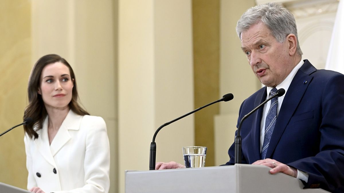 Finský parlament podpořil přihlášku do NATO