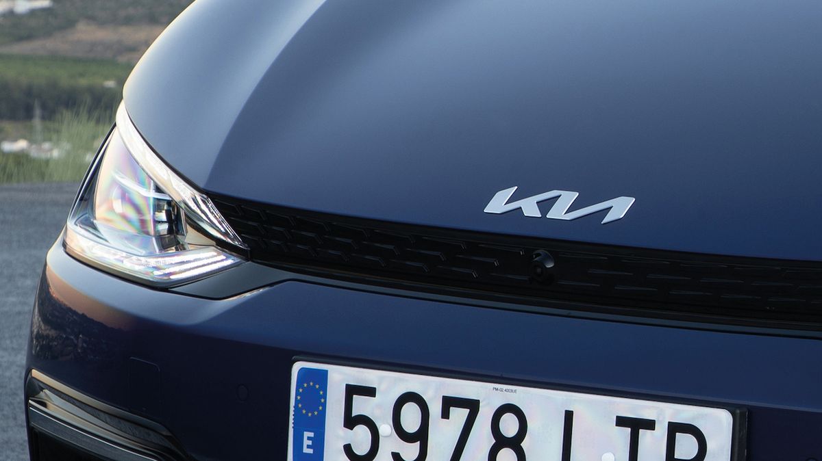 Kia začne v ČR od příštího roku ukončovat prodej aut se spalovacími motory