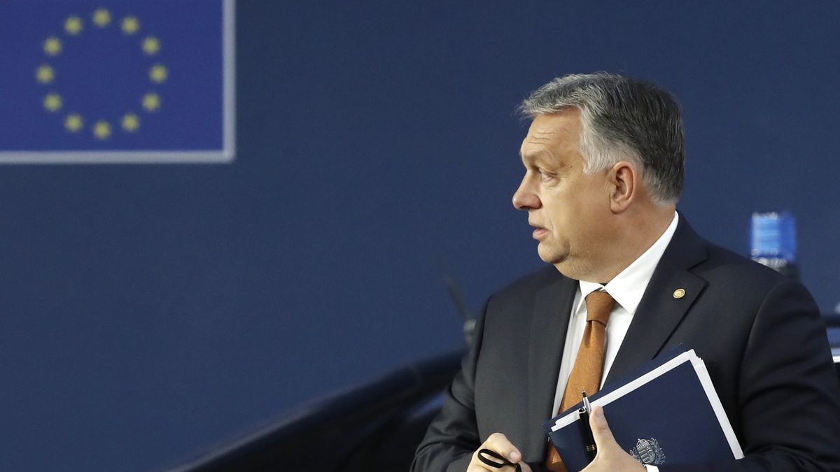 Unijní sankce vůči Moskvě se lámou opět na Orbánovi