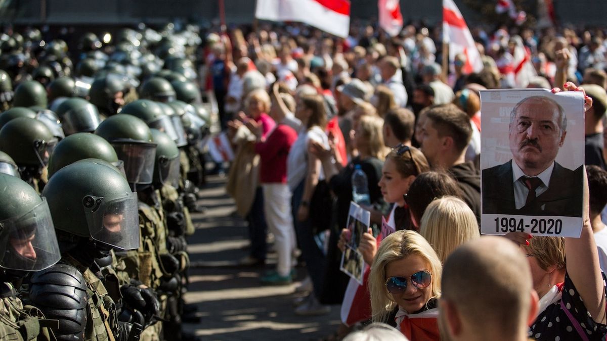 Tak velké protesty Bělorusko nikdy nezažilo.