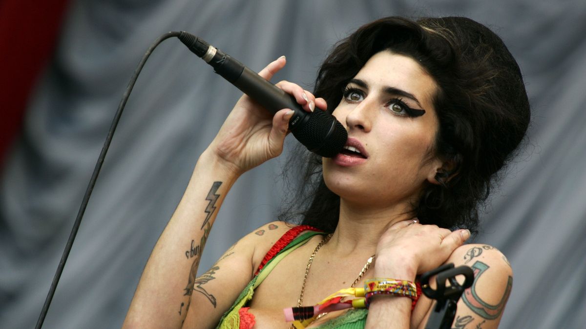 Fotografie z filmu o Amy Winehouseové vyvolaly kontroverze, fanoušci navrhují bojkot