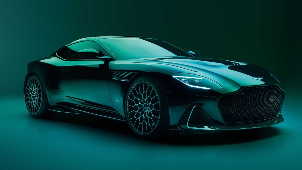 Aston Martin DBS se loučí edicí 770 Ultimate