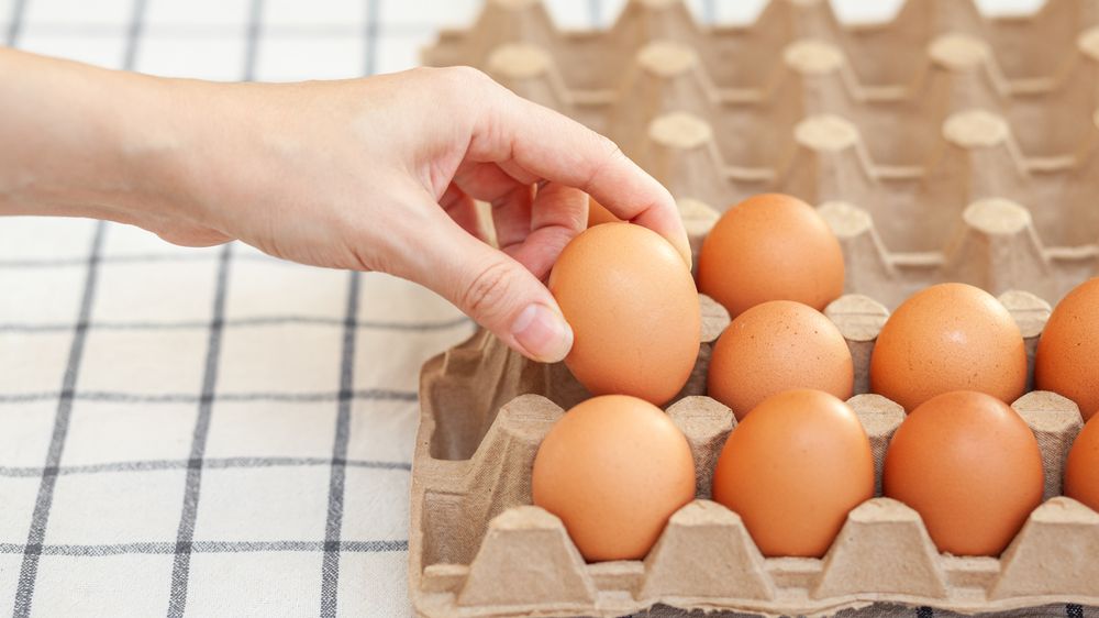 Jedna ku miliardě. Kulaté vajíčko z australského supermarketu má cenu přes 20 tisíc
