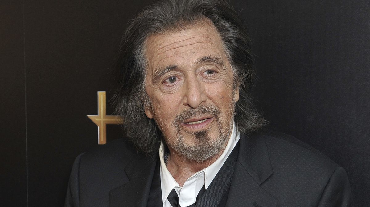 Al Pacino se v 83 letech stal počtvrté otcem
