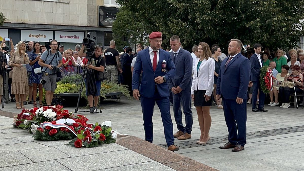 Bývalí příznivci Tisova fašistického režimu se měsíc před volbami tváří jako antifašisté
