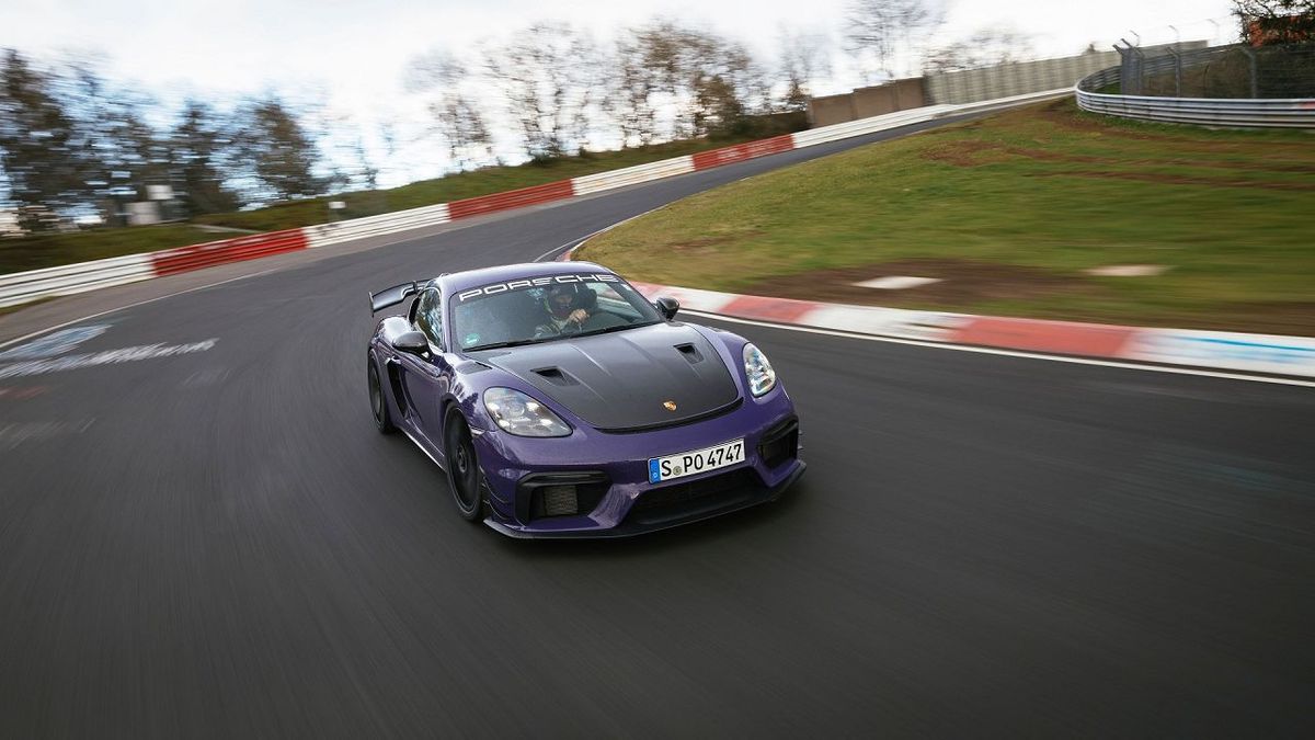 Porsche ždíme z caymanu ještě víc, verze GT4 RS dostala speciální balíček úprav