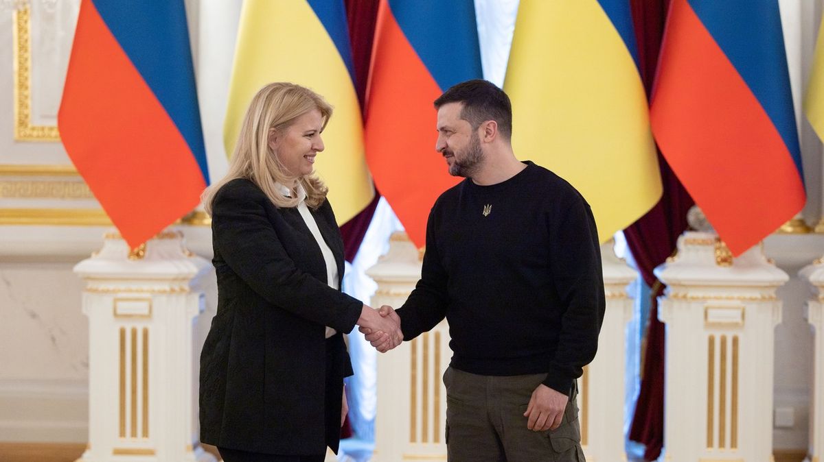 Zelenskyj přiletěl z Prahy do Bratislavy